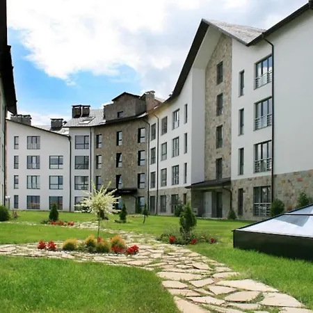 Luxury Penthouse With A Lavish And 2 En-suite Bedrooms Lejlighed