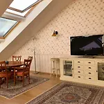 Luxury Penthouse With A Lavish And 2 En-suite Bedrooms * بانسكو