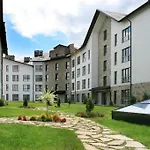 Luxury Penthouse With A Lavish And 2 En-suite Bedrooms شقة