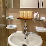 Luxury Penthouse With A Lavish And 2 En-suite Bedrooms شقة