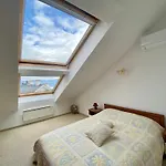 Luxury Penthouse With A Lavish And 2 En-suite Bedrooms شقة