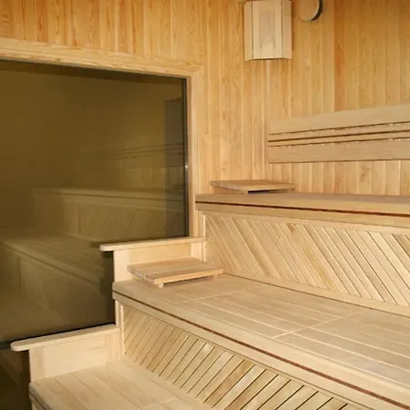 Luxury Penthouse With A Lavish And 2 En-suite Bedrooms